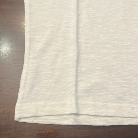 Guess White Short Sleeve Tee - Picture 5 of 7